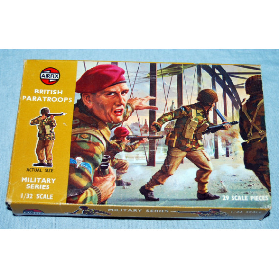 Airfix Brown Box Military Series  - British Paratroopers  (1972)