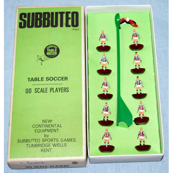 Crystal Palace Ref 040 Subbuteo Heavyweight (1970)