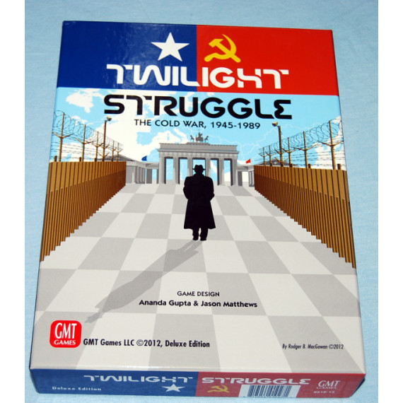 Twilight Struggle Deluxe Edition  - The Cold War 1945-1989 Strategy Board Game by GMT (2012) As New